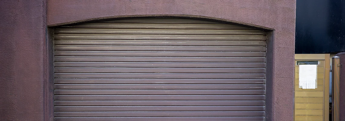 Fallen Garage Door Worn Rollers Replacement in Ocala, Florida